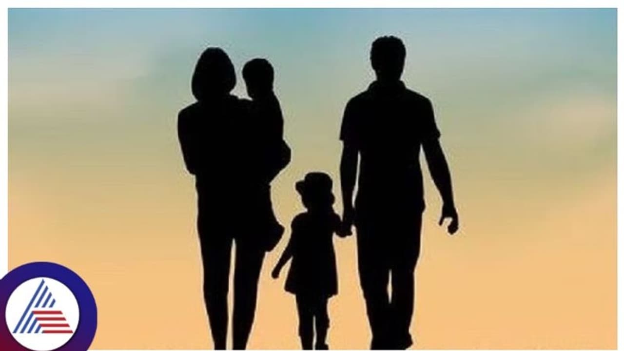 3ನೇ ಮಗು ಮಾಹಿತಿ ಮುಚ್ಚಿಟ್ಟ ಸರ್ಕಾರಿ ಶಾಲೆ ಶಿಕ್ಷಕ ಕೆಲಸದಿಂದ ಅಮಾನತು! 3ನೇ ಮಗು ಮಾಹಿತಿ ಮುಚ್ಚಿಟ್ಟ ಸರ್ಕಾರಿ ಶಾಲೆ ಶಿಕ್ಷಕ ಕೆಲಸದಿಂದ ಅಮಾನತು!