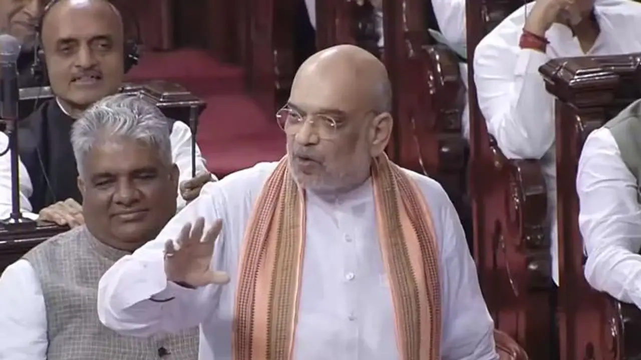 மணிப்பூரில் நடந்தது வெட்கக்கேடு.. அதை அரசியல் செய்வது அதைவிட வெட்கக்கேடு அமித்ஷா ஆவேசம் !!