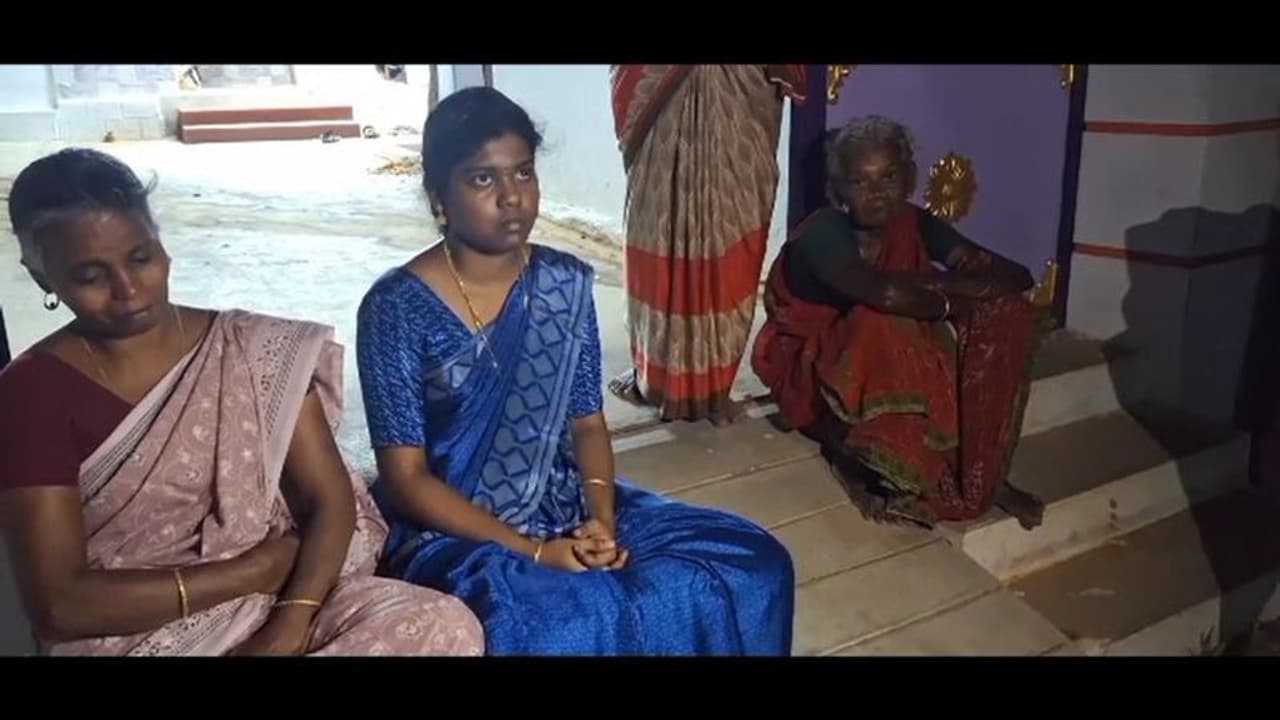கணவருடன் சேர்த்து வைக்கக்கோரி பகலில் தர்ணா; இரவில் தற்கொலை இளம் பெண்ணின் பெற்றோர் கதறல்