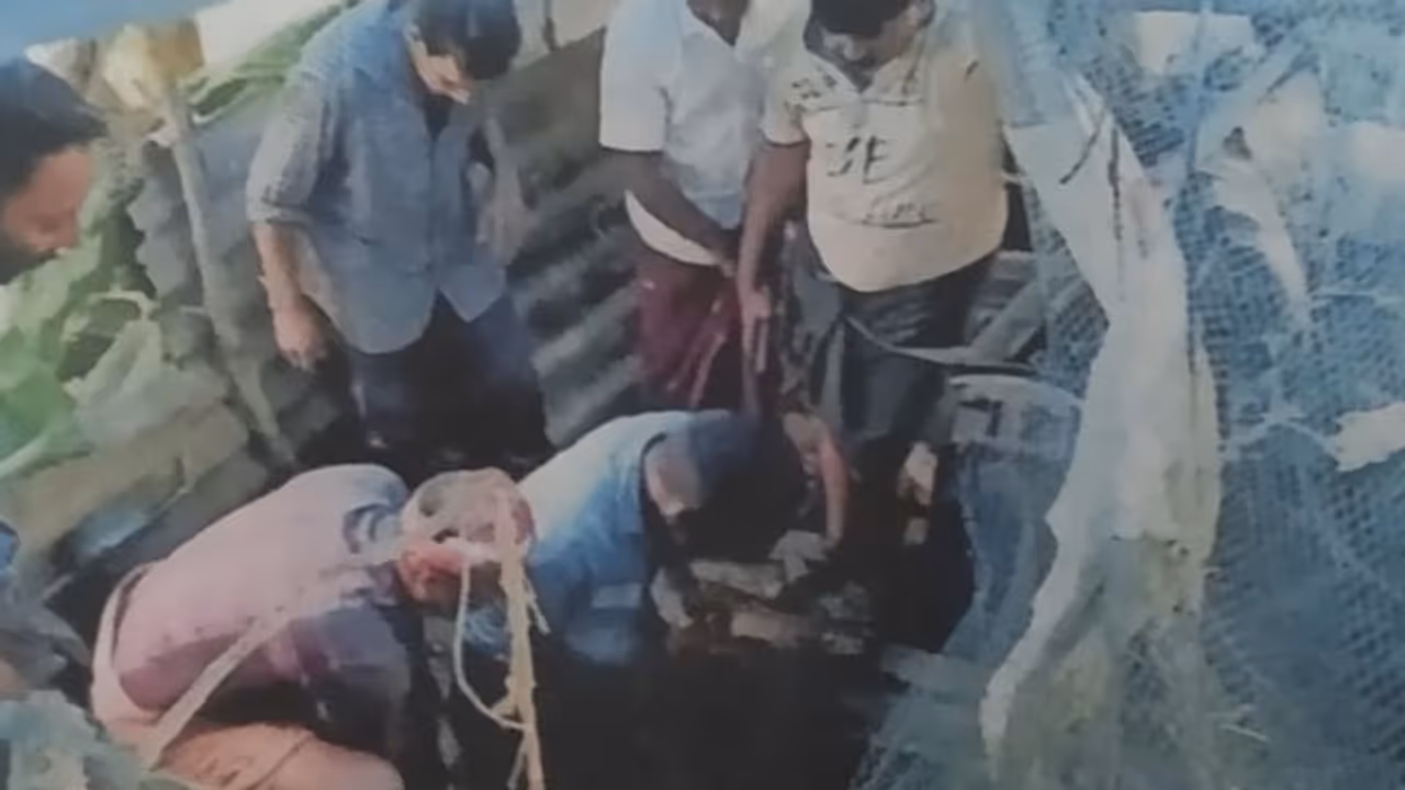 വാറ്റാനുള്ള പ്രത്യേക സജീകരണങ്ങളുമായി ഭൂഗർഭ അറ, ഓണക്കാലത്തേക്ക് വന് സന്നാഹം; ഇടുക്കിയിൽ എക്സൈസ് കണ്ടെത്തിയത് വാറ്റാനുള്ള പ്രത്യേക സജീകരണങ്ങളുമായി ഭൂഗർഭ അറ, ഓണക്കാലത്തേക്ക് വന് സന്നാഹം; ഇടുക്കിയിൽ എക്സൈസ് കണ്ടെത്തിയത്