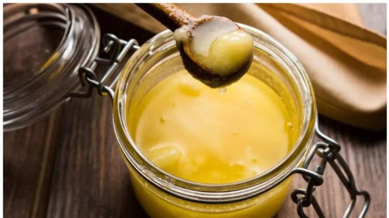 Ghee purity Check Tips: मिनटों में करें शुद्ध देसी घी की पहचान,ये तरीके आएंगे काम 