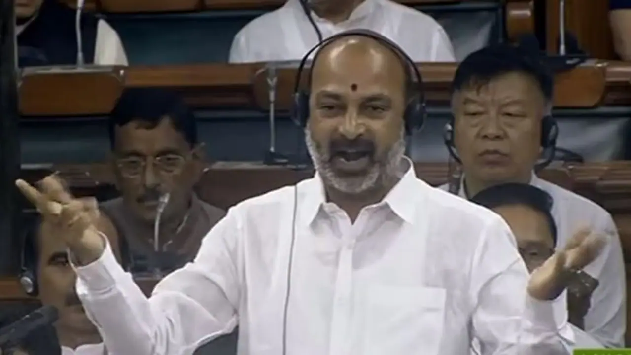 Bandi Sanjay:కార్పోరేటర్ నుండి కరీంనగర్ ఎంపీ... ఆర్ఎస్ఎస్‌ నుండి బీజేపీ జనరల్ సెక్రటరీగా బండి సంజయ్ ప్రస్థానం