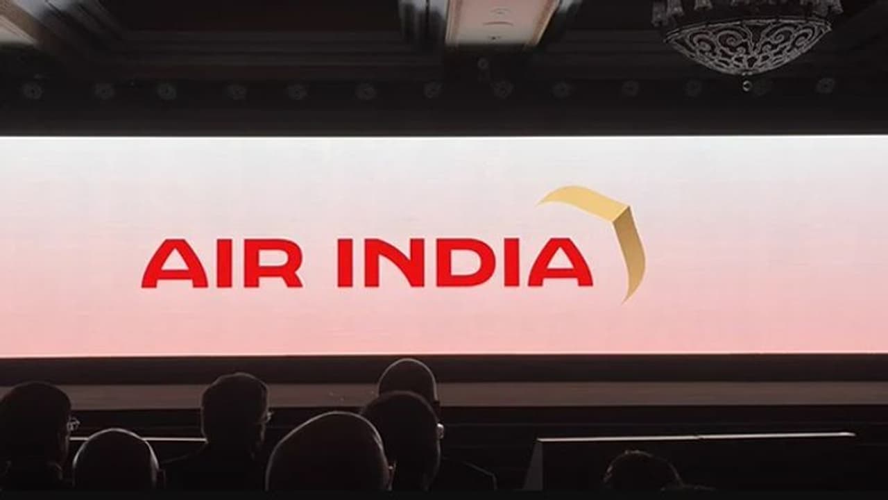 Air India: ఎయిర్ ఇండియా నయా లోగో.. Air India: ఎయిర్ ఇండియా నయా లోగో..