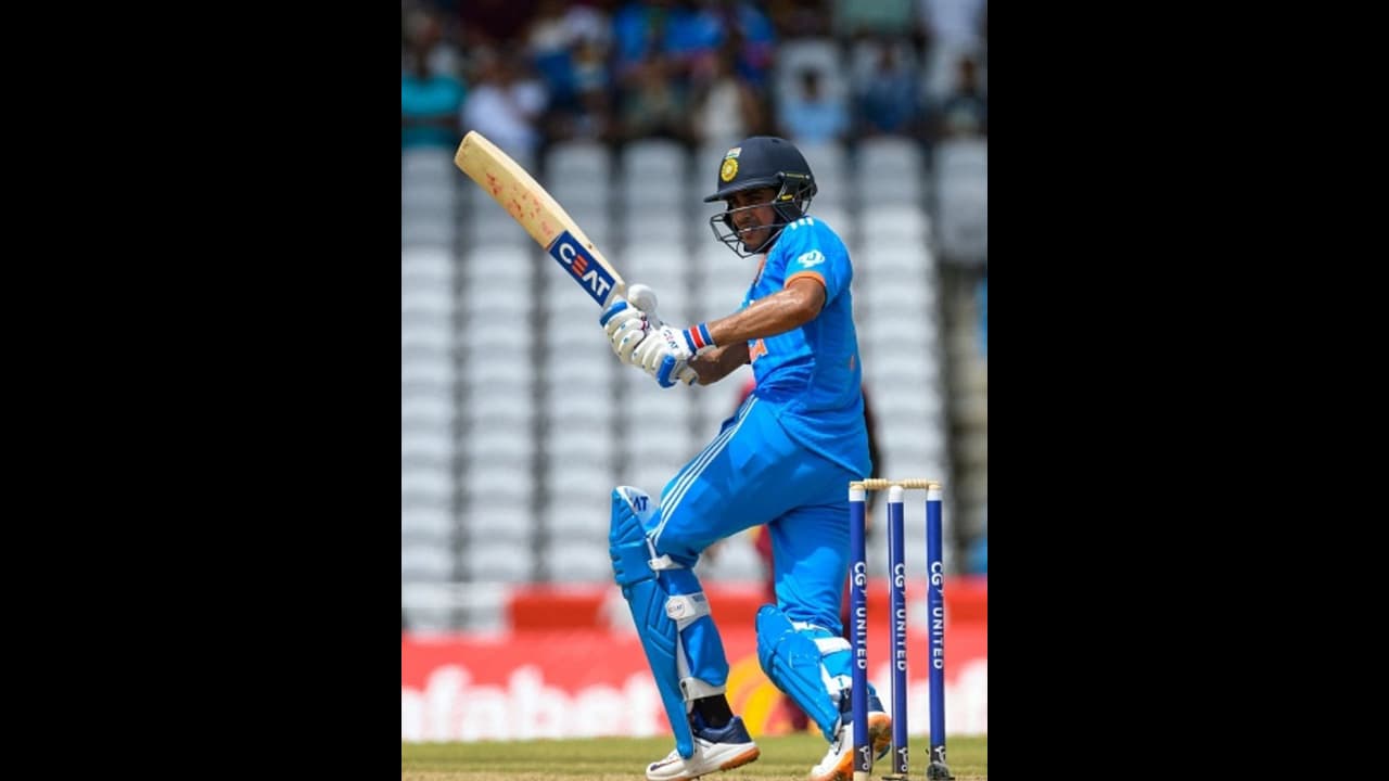 അത്യപൂര്വം! വിന്ഡീസിനെതിരെ മോശം പ്രകടനത്തിന് പിന്നാലെ ശുഭ്മാന് ഗില്ലിന് നാണക്കേടിന്റെ റെക്കോര്ഡ് അത്യപൂര്വം! വിന്ഡീസിനെതിരെ മോശം പ്രകടനത്തിന് പിന്നാലെ ശുഭ്മാന് ഗില്ലിന് നാണക്കേടിന്റെ റെക്കോര്ഡ്