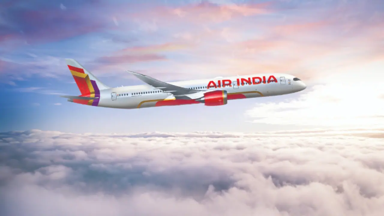 ಹೊಸ ಲೋಗೋ ಪರಿಚಯಿಸಿದ ಟಾಟಾ ಮಾಲೀಕತ್ವದ ಏರ್ ಇಂಡಿಯಾ ! ಹೊಸ ಲೋಗೋ ಪರಿಚಯಿಸಿದ ಟಾಟಾ ಮಾಲೀಕತ್ವದ ಏರ್ ಇಂಡಿಯಾ !