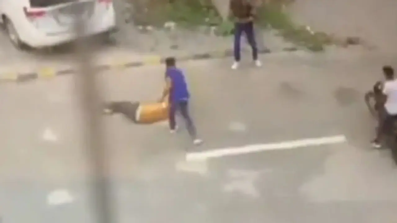 உத்தரப்பிரதேசத்தில் பாஜக தலைவர் சுட்டிக்கொலை! உத்தரப்பிரதேசத்தில் பாஜக தலைவர் சுட்டிக்கொலை!