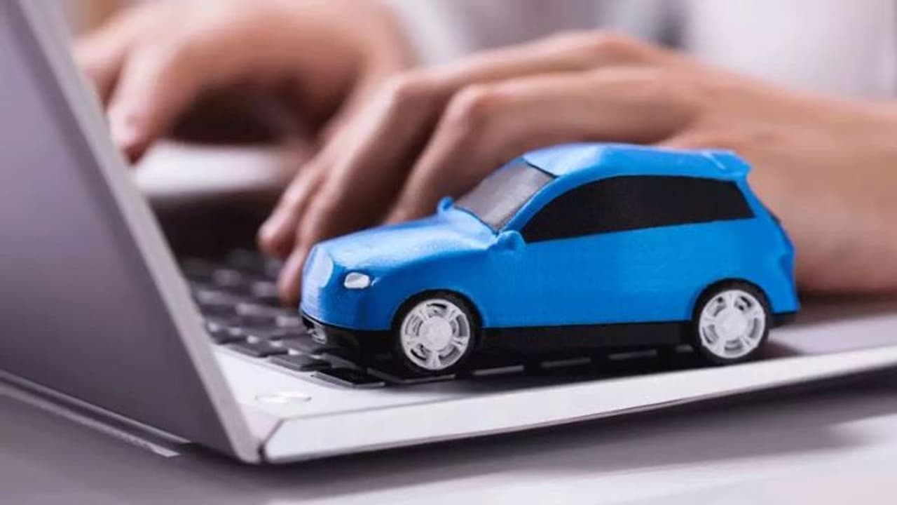 Car Insurance : ஆன்லைனில் கார் இன்சூரன்ஸ் வாங்குவது சரியா.? தவறா.? முழு விபரம் உள்ளே !!