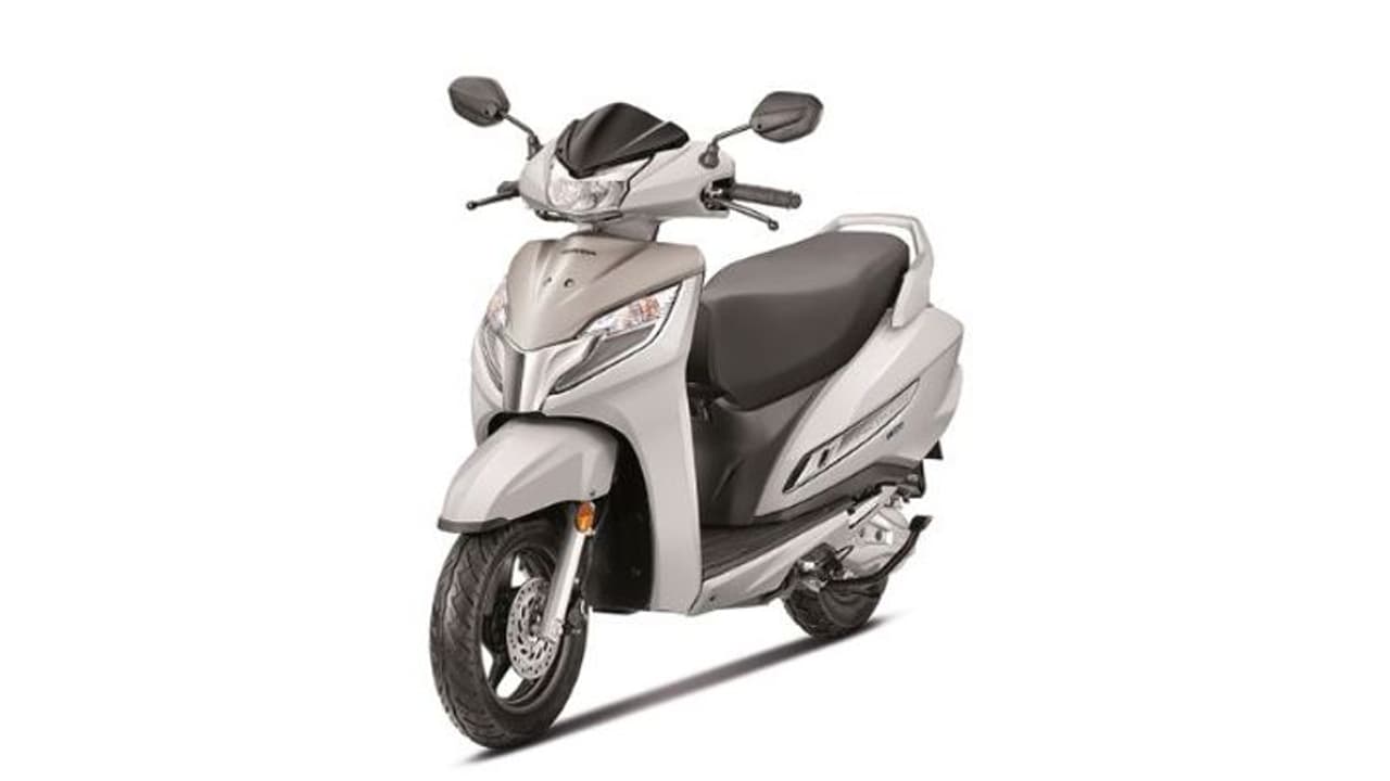 ഇലക്ട്രിക്ക് വിപ്ലവത്തിലും കീഴടങ്ങുന്നില്ല, ഇതാ കിടിലൻ മൈലേജുള്ള ചില പെട്രോൾ സ്കൂട്ടറുകൾ ഇലക്ട്രിക്ക് വിപ്ലവത്തിലും കീഴടങ്ങുന്നില്ല, ഇതാ കിടിലൻ മൈലേജുള്ള ചില പെട്രോൾ സ്കൂട്ടറുകൾ