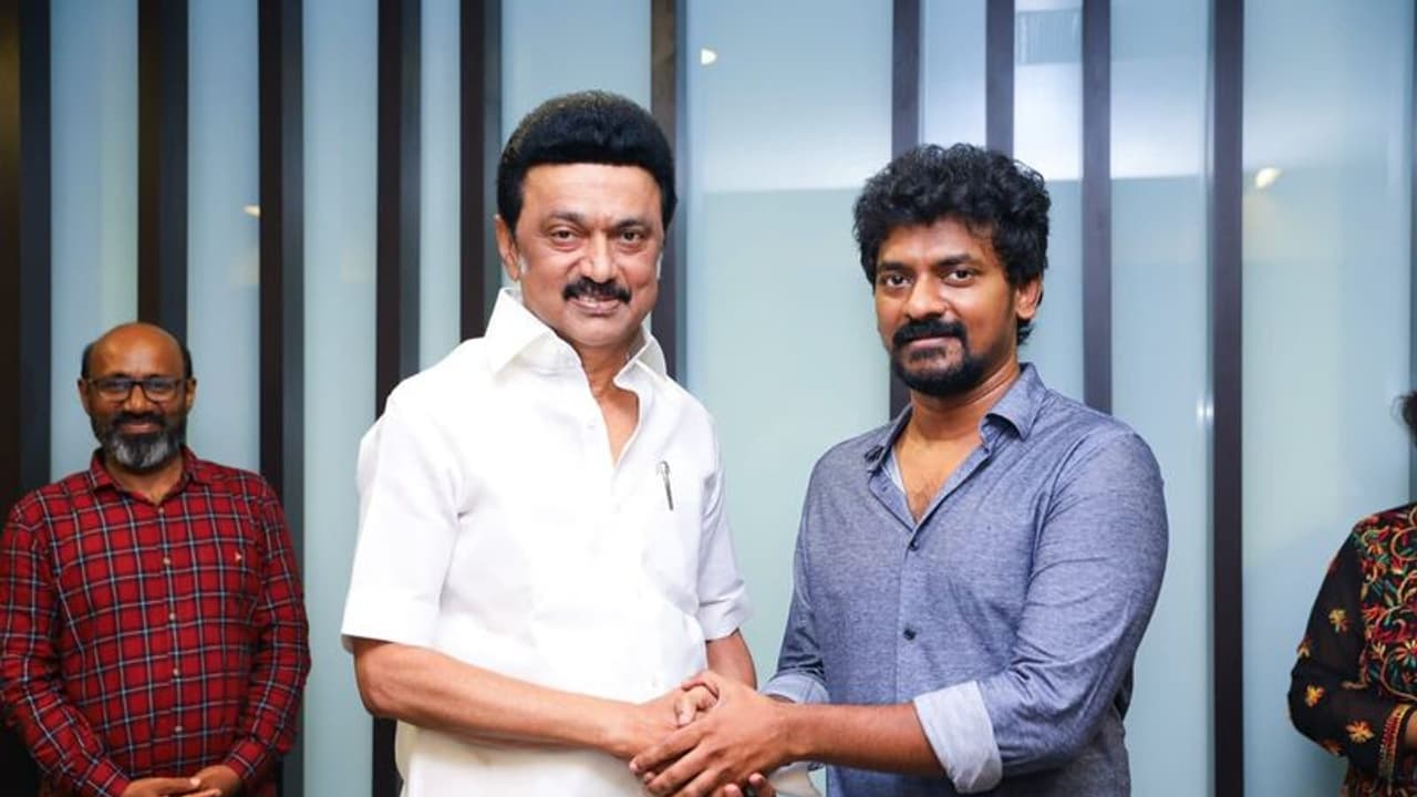 ஜெயிலர் படத்தை பார்த்துவிட்டு நெல்சனை பாராட்டிய முதல்வர் ஸ்டாலின்! வைரலாகும் புகைப்படம்! ஜெயிலர் படத்தை பார்த்துவிட்டு நெல்சனை பாராட்டிய முதல்வர் ஸ்டாலின்! வைரலாகும் புகைப்படம்!