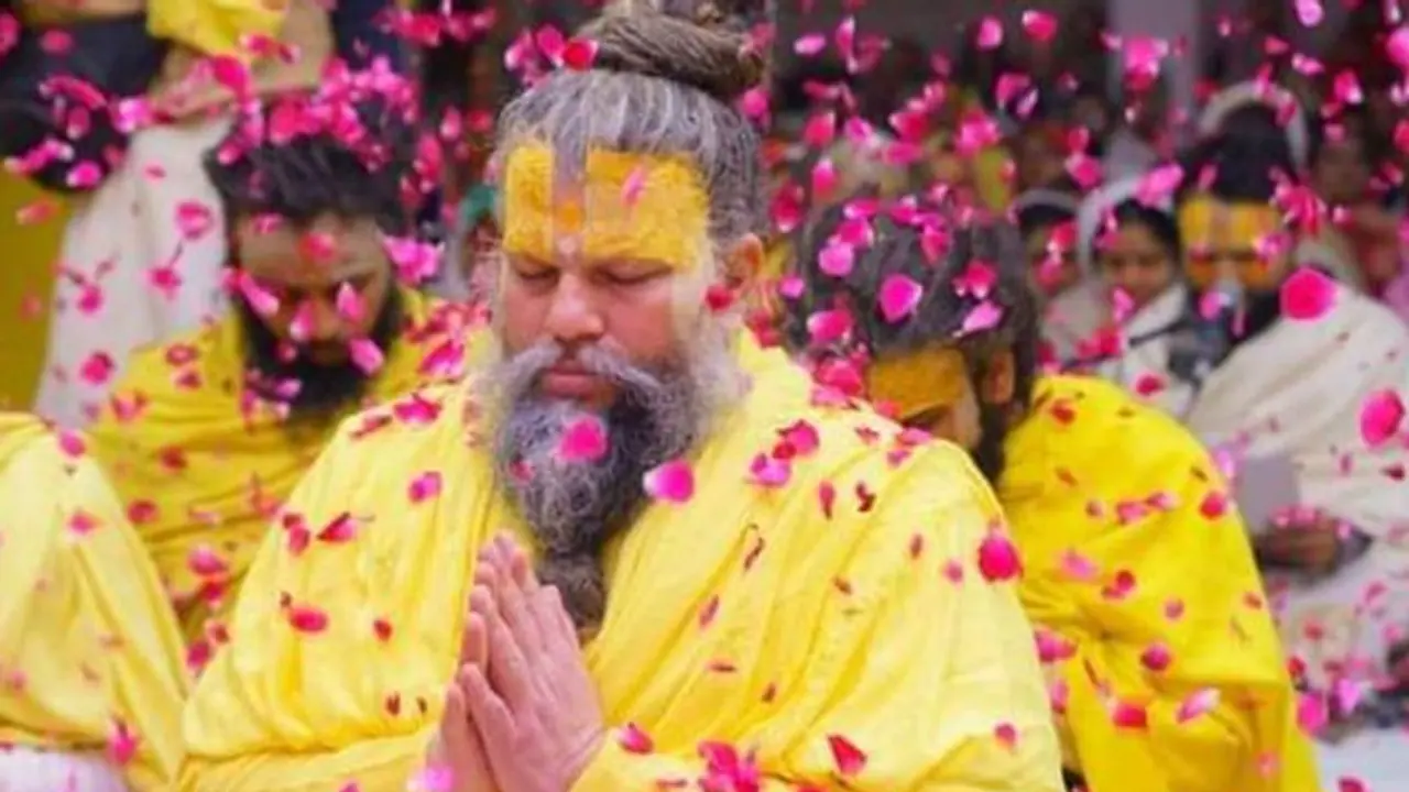 बिना पैसों के कैसे करें दान पुण्य, जानें प्रेमानंद महाराज ने क्या बताया उपाय?