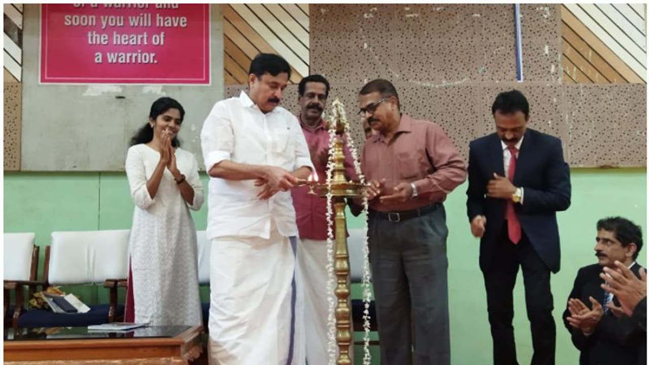 ദേശീയ കളരിപ്പയറ്റ് ചാമ്പ്യന്‍ഷിപ്പിന് തിരുവനന്തപുരത്ത് തുടക്കമായി