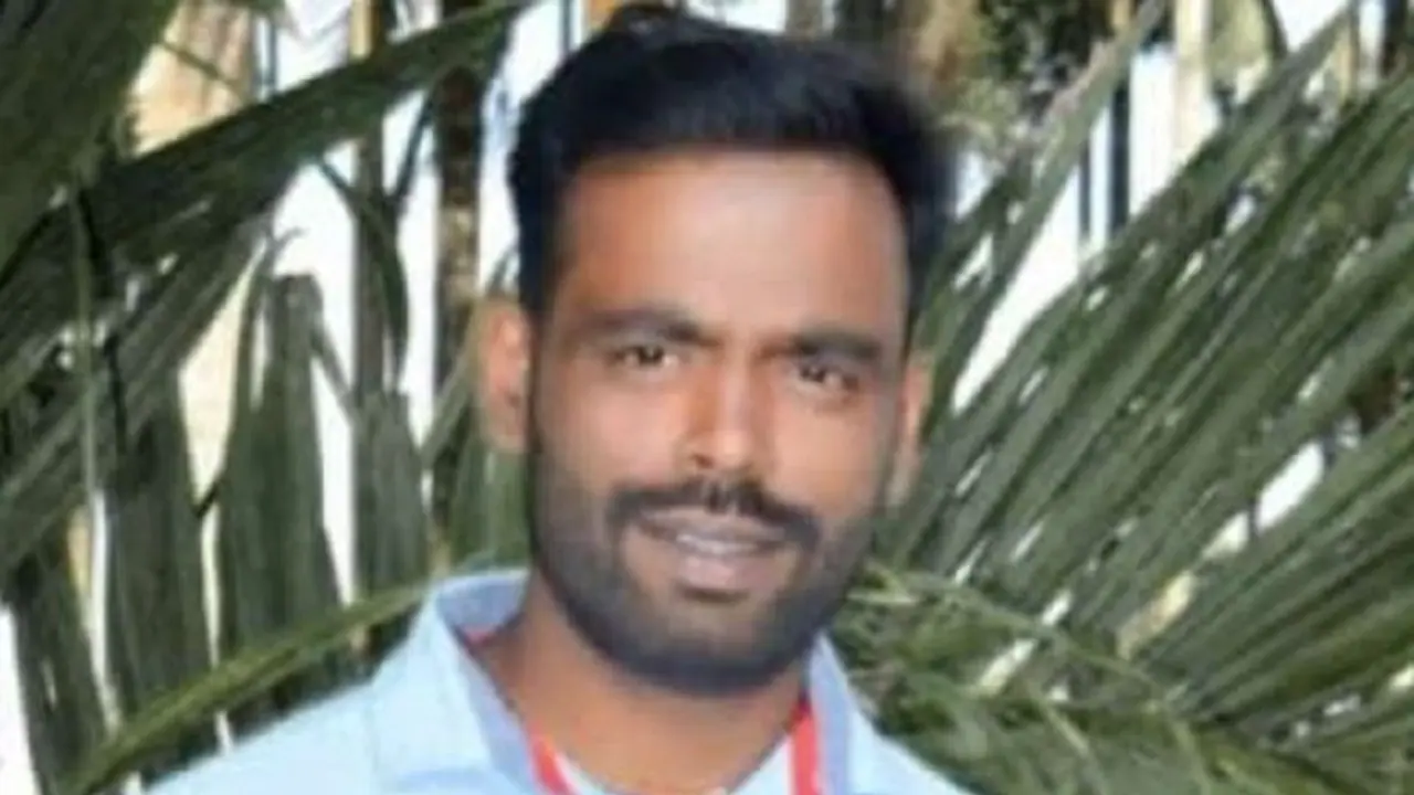 ಮದುವೆ ನಿಶ್ಚಯವಾಗಿದ್ದ ಹುಡುಗಿ ತನಗಿಂತ ದೊಡ್ಡವಳು: ಮನನೊಂದ ಯುವಕ ಆತ್ಮಹತ್ಯೆ! ಮದುವೆ ನಿಶ್ಚಯವಾಗಿದ್ದ ಹುಡುಗಿ ತನಗಿಂತ ದೊಡ್ಡವಳು: ಮನನೊಂದ ಯುವಕ ಆತ್ಮಹತ್ಯೆ!