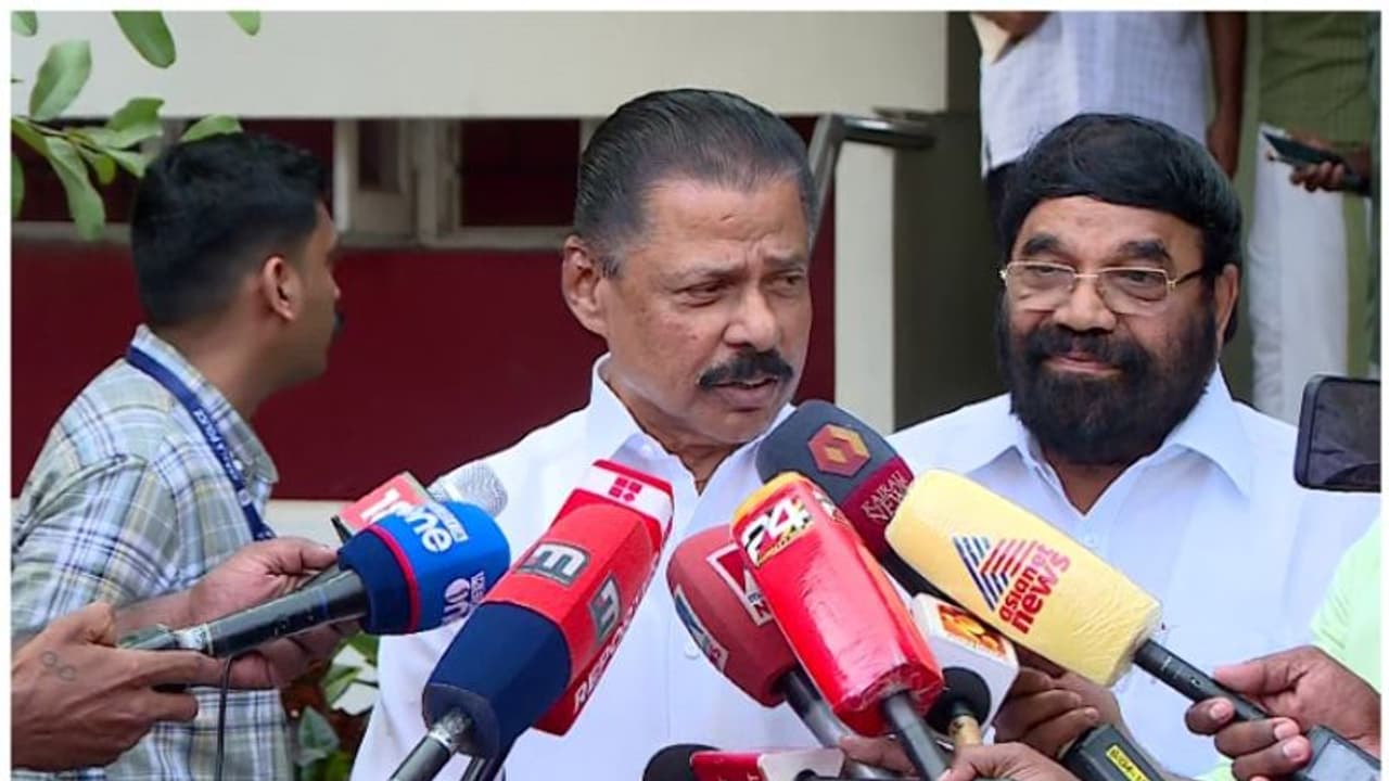 പള്ളിത്തർക്കത്തിൽ പക്ഷത്തിനില്ലെന്ന് സിപിഎം; സുപ്രീം കോടതി വിധി നടപ്പാക്കുക പ്രായോഗികമല്ലെന്ന് എംവി ഗോവിന്ദൻ പള്ളിത്തർക്കത്തിൽ പക്ഷത്തിനില്ലെന്ന് സിപിഎം; സുപ്രീം കോടതി വിധി നടപ്പാക്കുക പ്രായോഗികമല്ലെന്ന് എംവി ഗോവിന്ദൻ