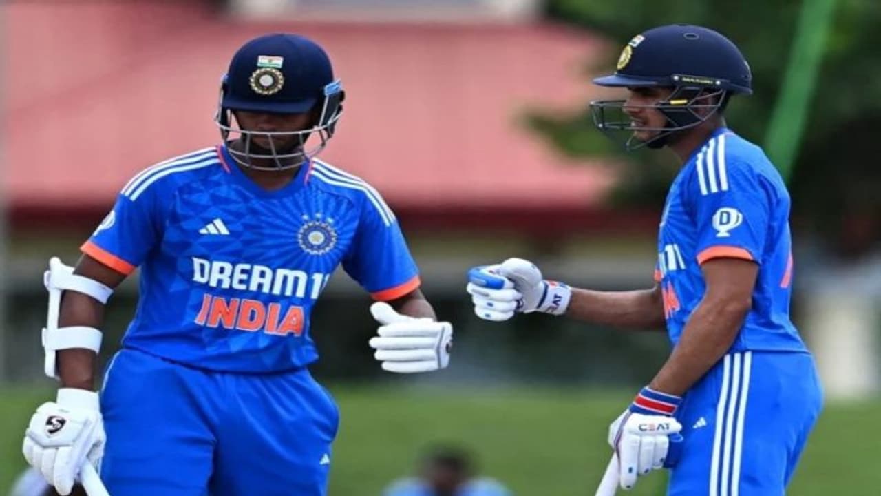 வெஸ்ட் இண்டீஸுக்கு ஆட்டம் காட்டிய சுப்மன் கில், யஷஸ்வி ஜெய்ஸ்வால் – தொடரை சமன் செய்த இந்தியா!