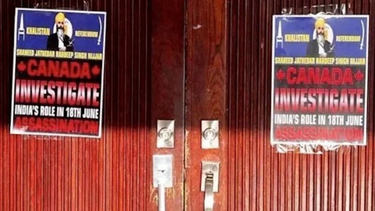 ಕೆನಡಾ ಹಿಂದೂ ದೇಗುಲಕ್ಕೆ ಮತ್ತೆ ಖಲಿಸ್ತಾನಿ ದಾಳಿ: ಒಂದೇ ವರ್ಷದಲ್ಲಿ 4ನೇ ಘಟನೆ ಕೆನಡಾ ಹಿಂದೂ ದೇಗುಲಕ್ಕೆ ಮತ್ತೆ ಖಲಿಸ್ತಾನಿ ದಾಳಿ: ಒಂದೇ ವರ್ಷದಲ್ಲಿ 4ನೇ ಘಟನೆ