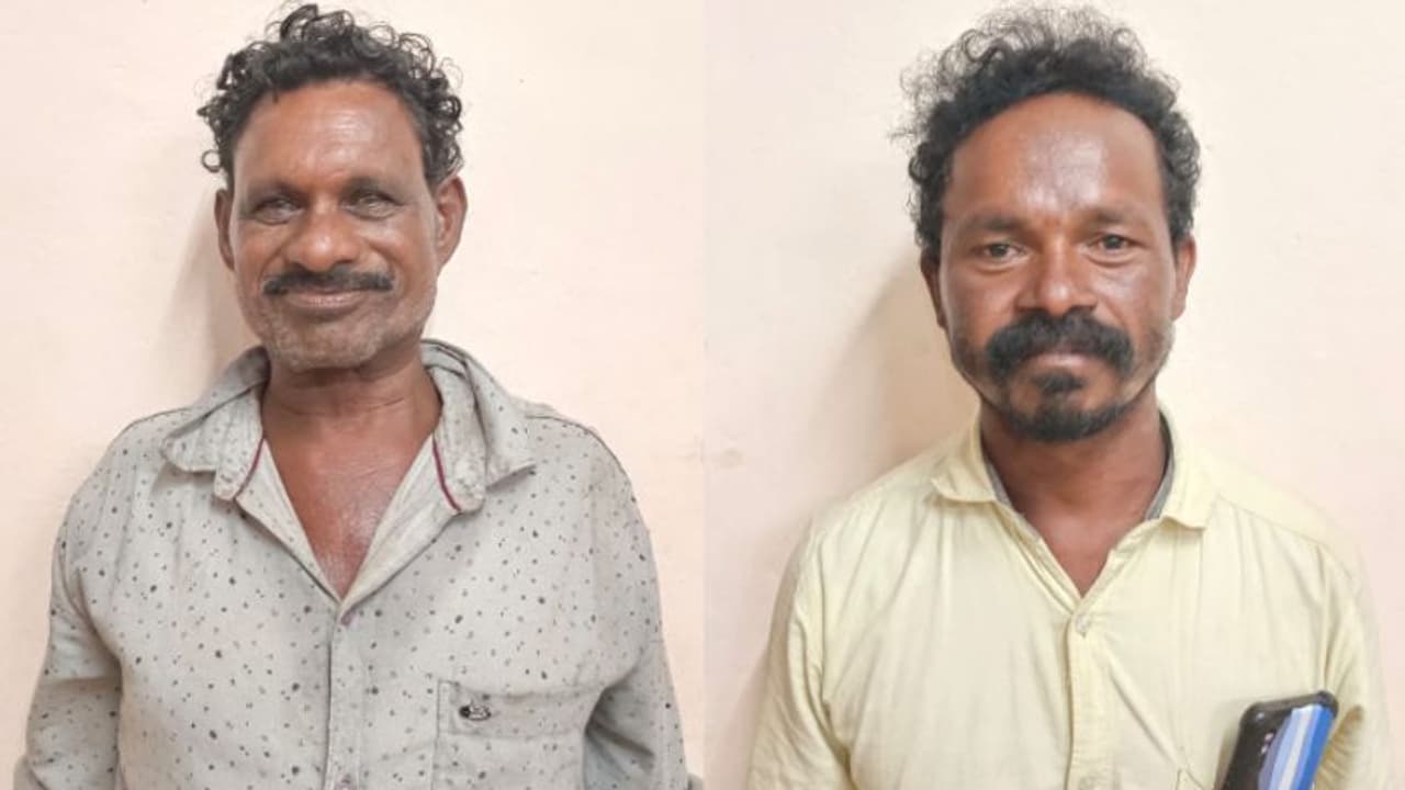 തിരുവനന്തപുരത്ത് ബസില് ടിക്കറ്റ് ചോദിച്ചതിന് കണ്ടക്ടറെ വളഞ്ഞിട്ട് മര്ദ്ദിച്ച് മദ്യപന്മാര്, അറസ്റ്റ് തിരുവനന്തപുരത്ത് ബസില് ടിക്കറ്റ് ചോദിച്ചതിന് കണ്ടക്ടറെ വളഞ്ഞിട്ട് മര്ദ്ദിച്ച് മദ്യപന്മാര്, അറസ്റ്റ്