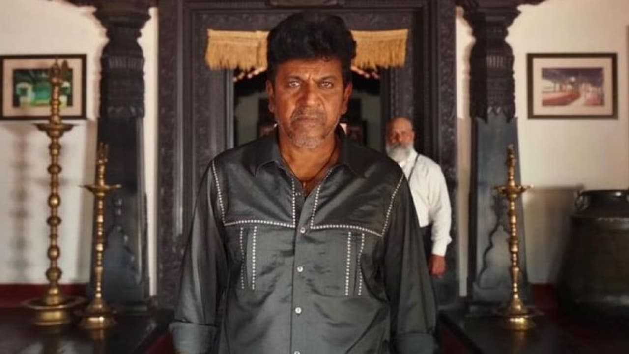 ஜெயிலர் படம் பார்க்க வந்தபோது சுற்றிவளைத்த ரசிகர்கள்... கண்கலங்கிய ஷிவாண்ணா வைரலாகும் வீடியோ