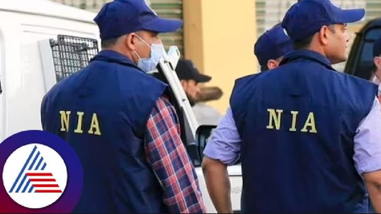 ಮಂಗಳೂರು ಸೇರಿ ದೇಶದ ಹಲವೆಡೆ NIA ದಾಳಿ: ನಿಷೇಧಿತ ಪಿಎಫ್ಐ ನೆಟ್ವರ್ಕ್ ತಲಾಶ್! ಮಂಗಳೂರು ಸೇರಿ ದೇಶದ ಹಲವೆಡೆ NIA ದಾಳಿ: ನಿಷೇಧಿತ ಪಿಎಫ್ಐ ನೆಟ್ವರ್ಕ್ ತಲಾಶ್!