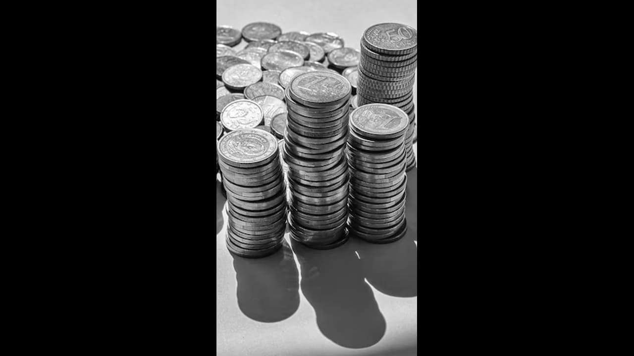 రూ.2, రూ.5 కాయిన్లు ఉంటే లక్షాధికారులు.. సైబర్ సెక్యూరిటీ బ్యూరో ఏం చెప్పిందంటే..? రూ.2, రూ.5 కాయిన్లు ఉంటే లక్షాధికారులు.. సైబర్ సెక్యూరిటీ బ్యూరో ఏం చెప్పిందంటే..?