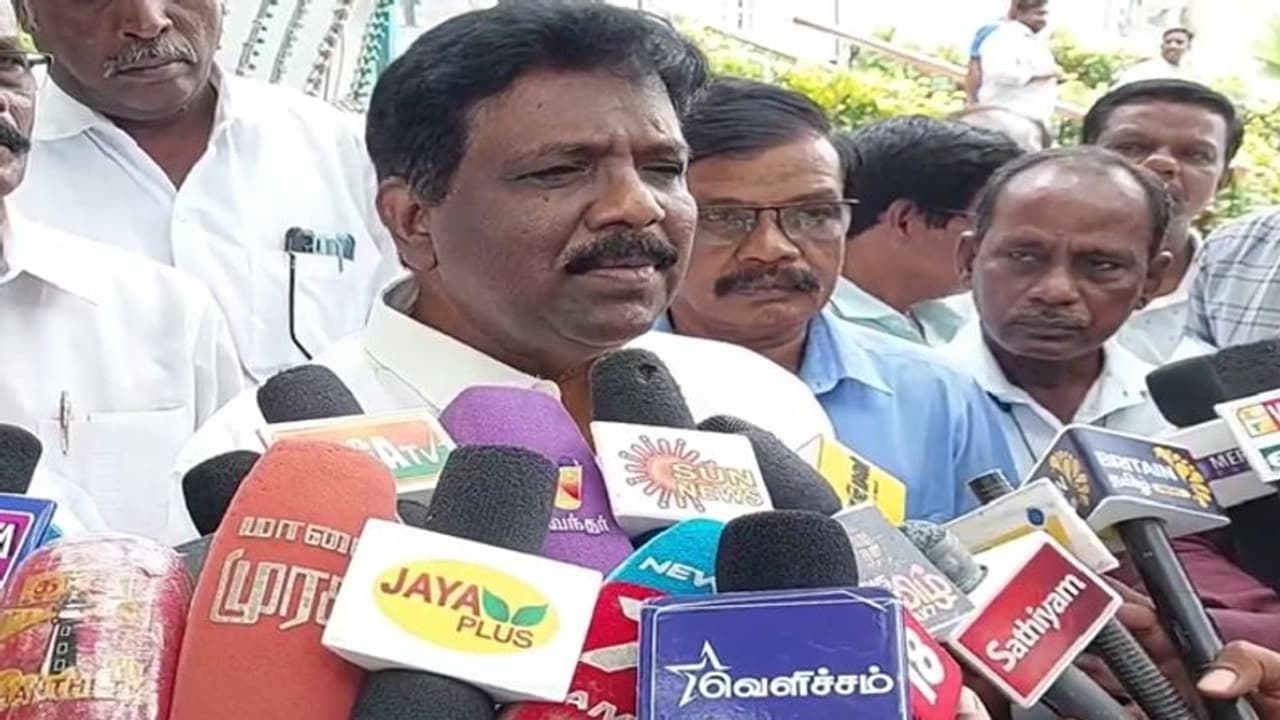 தமிழ்நாட்டு வேறு ஆளுநரை நியமிக்க வேண்டும்: ரவிக்குமார் எம்.பி. வலியுறுத்தல்! தமிழ்நாட்டு வேறு ஆளுநரை நியமிக்க வேண்டும்: ரவிக்குமார் எம்.பி. வலியுறுத்தல்!