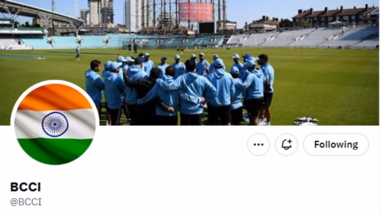 அதிகாரப்பூர்வமான ப்ளூ டிக் மார்க்கை இழந்த பிசிசிஐ: என்ன காரணம் தெரியுமா? அதிகாரப்பூர்வமான ப்ளூ டிக் மார்க்கை இழந்த பிசிசிஐ: என்ன காரணம் தெரியுமா?