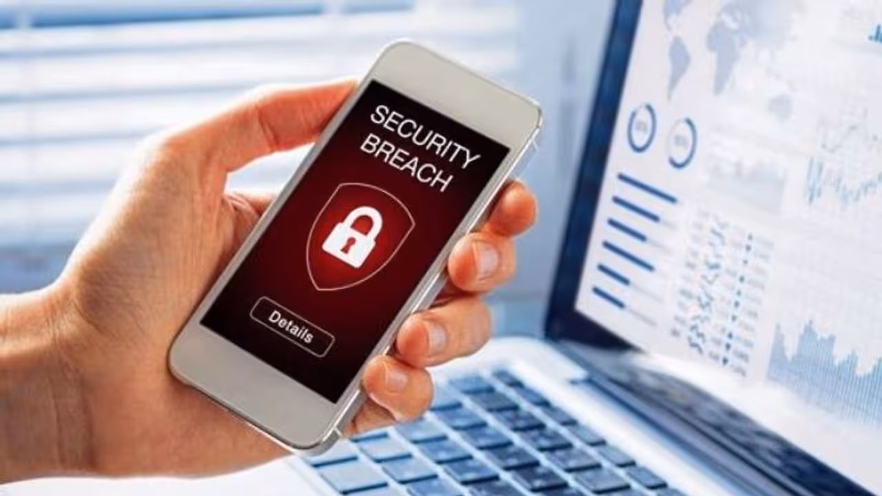 Mobile Users : மொபைல் யூசர்களே உஷார்..! மத்திய அரசு வெளியிட்ட அதிர்ச்சி தகவல் !!