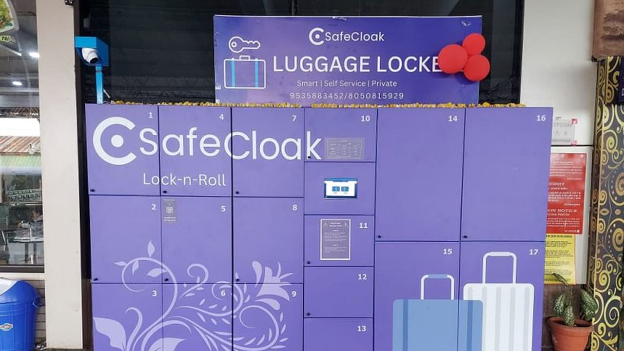 Hubballi: ರೈಲು ನಿಲ್ದಾಣದಲ್ಲಿ ಸೇಫ್ ಡಿಜಿಟಲ್ ಲಾಕರ್: ಇದು ಉತ್ತರ ಕರ್ನಾಟಕದಲ್ಲಿಯೇ ಮೊದಲ ಪ್ರಯೋಗ! Hubballi: ರೈಲು ನಿಲ್ದಾಣದಲ್ಲಿ ಸೇಫ್ ಡಿಜಿಟಲ್ ಲಾಕರ್: ಇದು ಉತ್ತರ ಕರ್ನಾಟಕದಲ್ಲಿಯೇ ಮೊದಲ ಪ್ರಯೋಗ!