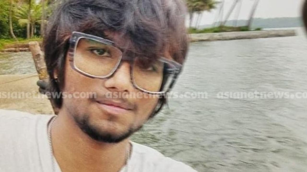 വർക്കല കടലിലിറങ്ങി ഫോട്ടോ എടുക്കുന്നതിനിടെ തിരയിൽപെട്ട് യുവാവിനെ കാണാതായി