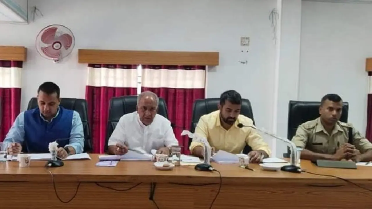 ಕಾಡಾನೆ ಹಾವಳಿ ನಿಯಂತ್ರಣಕ್ಕೆ ಕ್ರಮವಹಿಸಲು ಸಚಿವ ಬೋಸರಾಜು ಸೂಚನೆ ಕಾಡಾನೆ ಹಾವಳಿ ನಿಯಂತ್ರಣಕ್ಕೆ ಕ್ರಮವಹಿಸಲು ಸಚಿವ ಬೋಸರಾಜು ಸೂಚನೆ