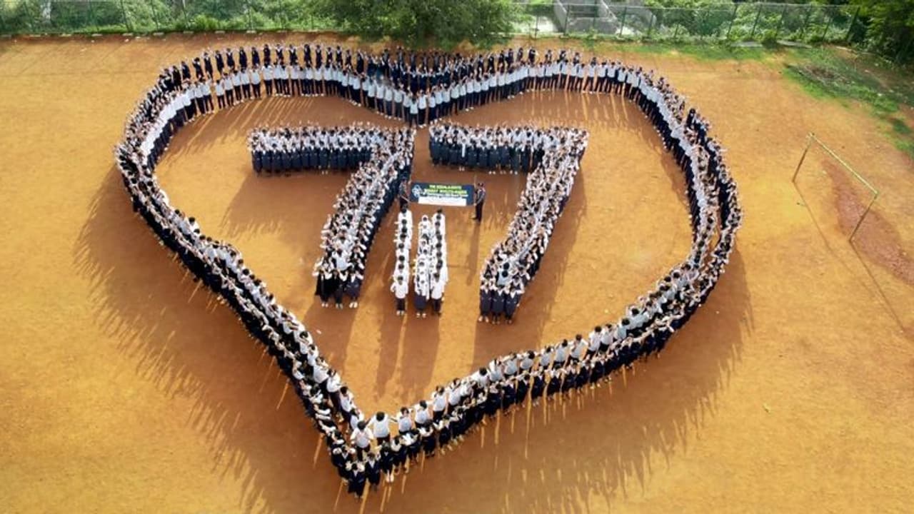 അഭിമാനം... ആവേശം! കോക്കല്ലൂർ വിദ്യാലയ മുറ്റത്ത് ഒരുങ്ങിയ വിസ്മയ ദൃശ്യരൂപം; 'സ്വാതന്ത്ര്യപ്പെരുമയിൽ ഒരുമയോടെ'