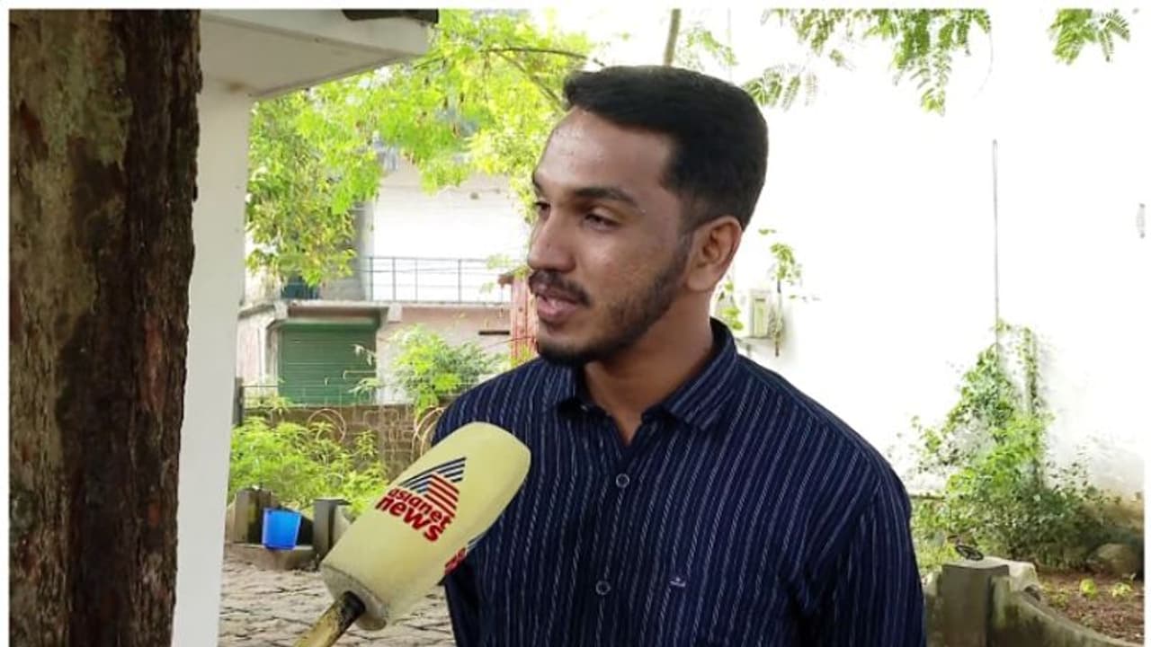 തന്നെ നാലാം കിടക്കാരനെന്ന് വിളിച്ചു, ഭാര്യക്കെതിരായ സൈബർ ആക്രമണം കോൺഗ്രസ് നേതൃത്വത്തിന്റെ അറിവോടെ: ജെയ്ക്ക് തന്നെ നാലാം കിടക്കാരനെന്ന് വിളിച്ചു, ഭാര്യക്കെതിരായ സൈബർ ആക്രമണം കോൺഗ്രസ് നേതൃത്വത്തിന്റെ അറിവോടെ: ജെയ്ക്ക്