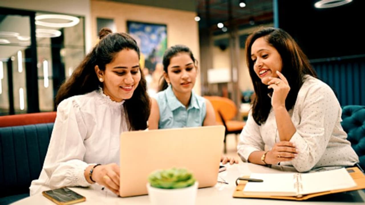 ഈട് വേണ്ട, 1 കോടി വരെ വായ്പ ലഭിക്കുന്ന സർക്കാർ സ്കീമുകള്; വനിതകള്ക്ക് ബിസിനസ് തുടങ്ങാൻ ഇനി പണം പ്രശ്നമാകില്ല ഈട് വേണ്ട, 1 കോടി വരെ വായ്പ ലഭിക്കുന്ന സർക്കാർ സ്കീമുകള്; വനിതകള്ക്ക് ബിസിനസ് തുടങ്ങാൻ ഇനി പണം പ്രശ്നമാകില്ല