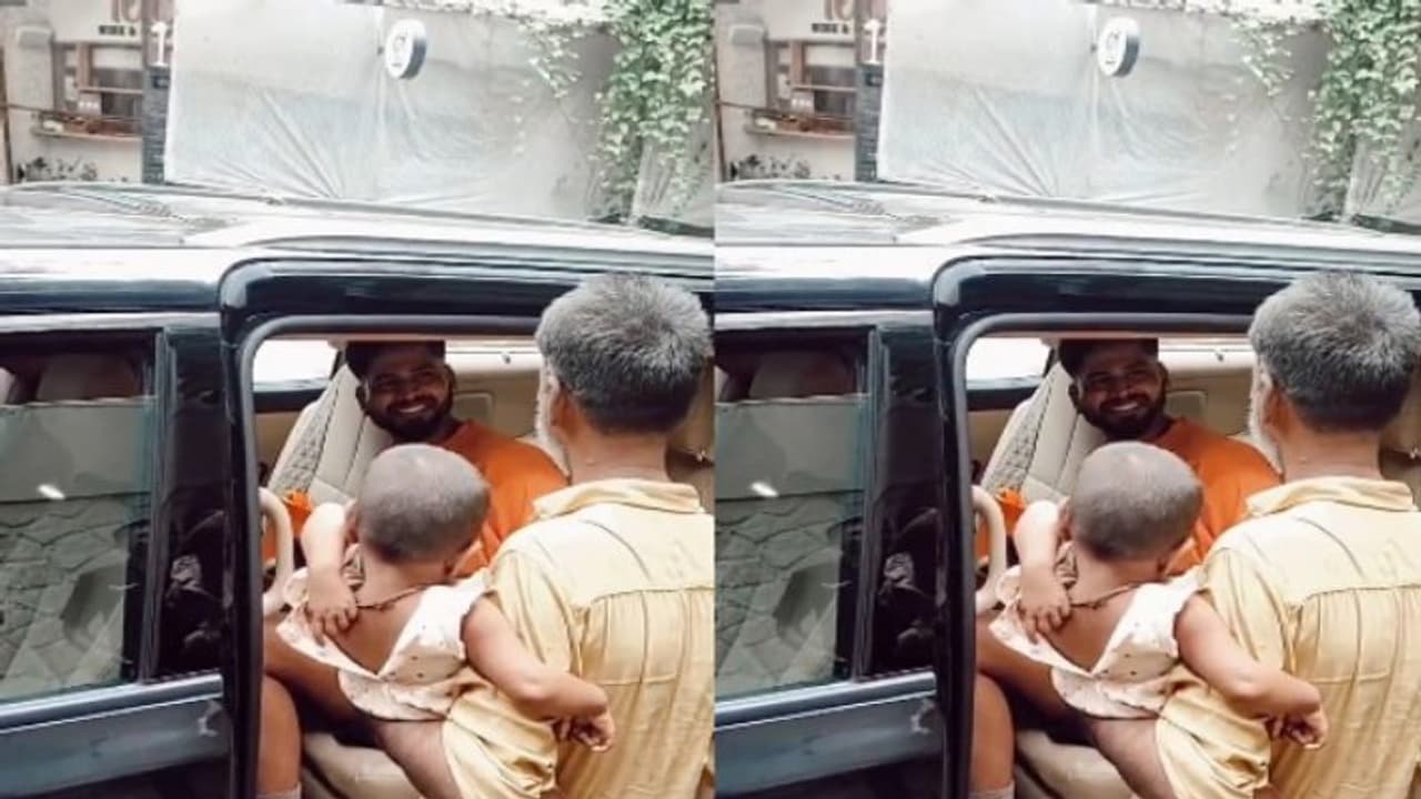 பச்சிளம் குழந்தைக்கு உதவி செய்த ஷ்ரேயாஸ் ஐயர்; வைரலாகும் வீடியோ!