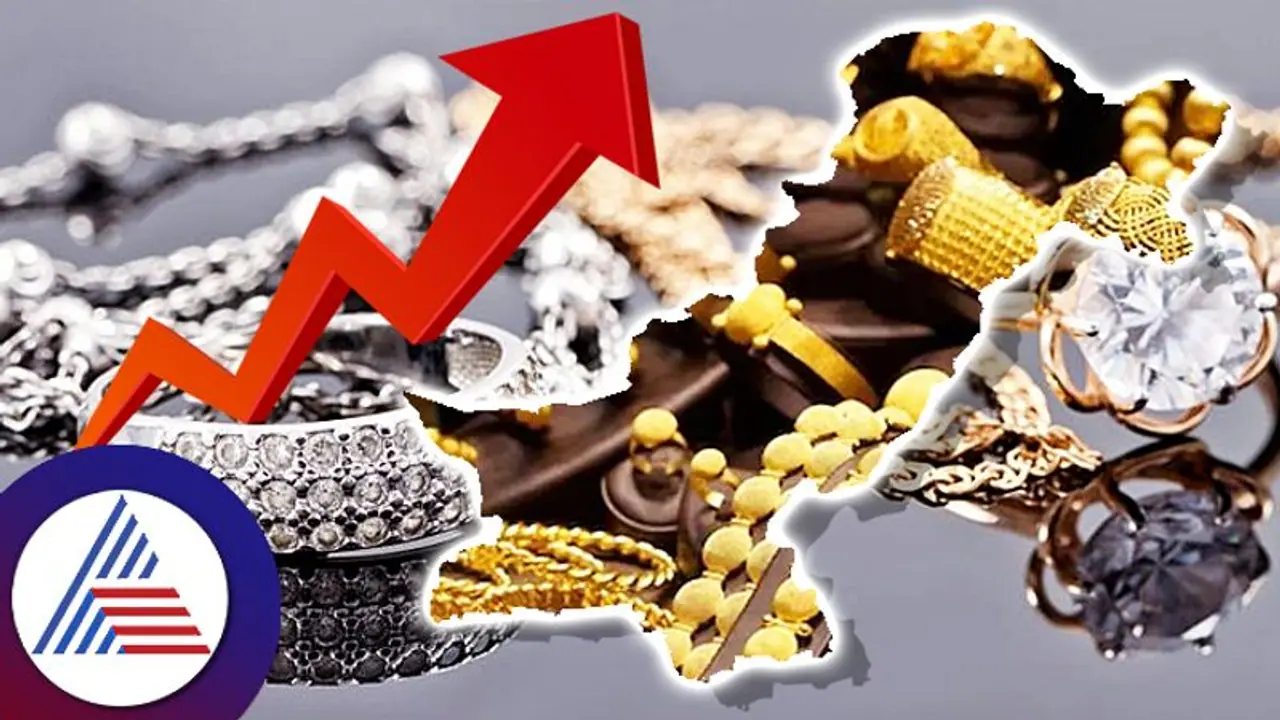 ಪಾಕ್ನಲ್ಲಿ ಒಂದು ತೊಲ ಬಂಗಾರದ ಬೆಲೆಗೆ ಸಿಗುತ್ತೆ ಕಾರ್ ಪಾಕ್ನಲ್ಲಿ ಒಂದು ತೊಲ ಬಂಗಾರದ ಬೆಲೆಗೆ ಸಿಗುತ್ತೆ ಕಾರ್