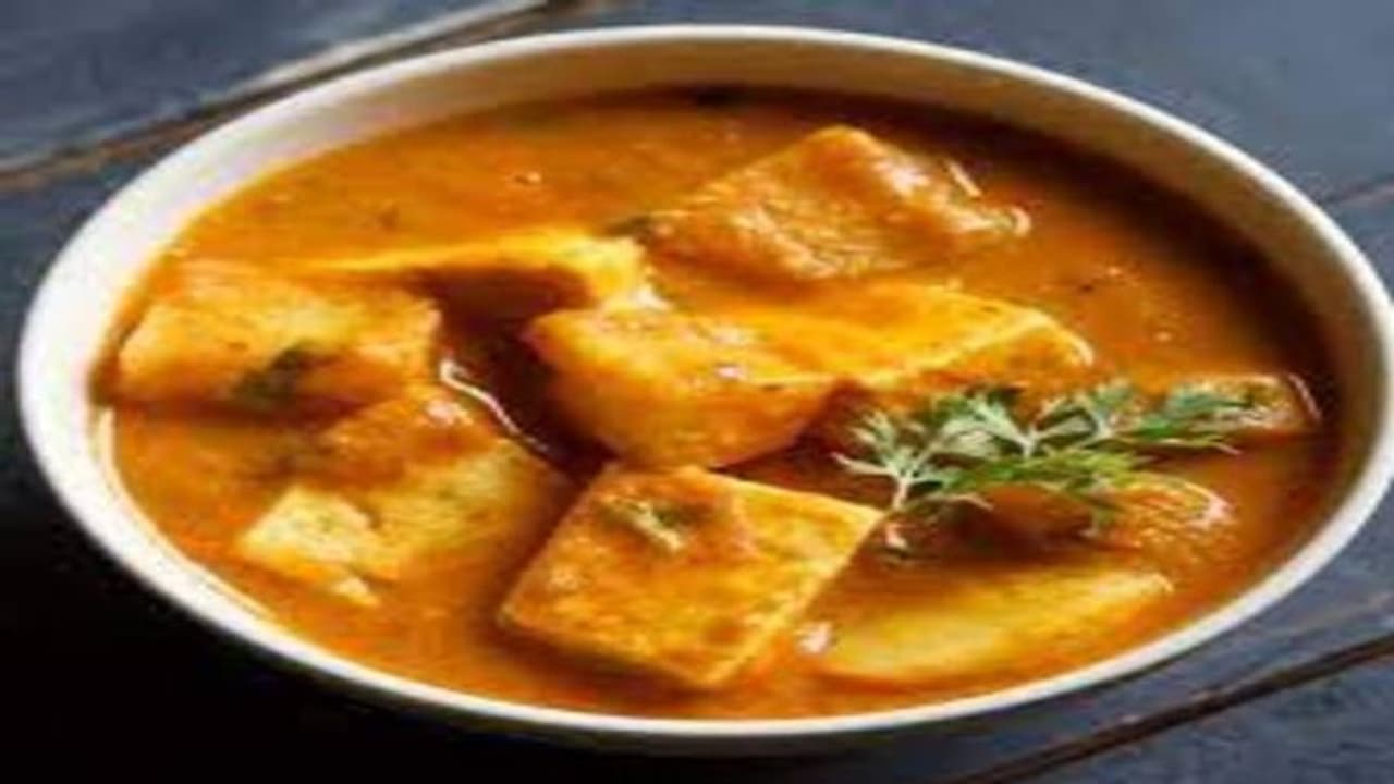 இன்று நீங்கள் ஏதாவது ஸ்பெஷல் சாப்பிட விரும்பினால் "உருளைக்கிழங்கு பனீர்" மசாலாவை ட்ரை பண்ணுங்க.!! இன்று நீங்கள் ஏதாவது ஸ்பெஷல் சாப்பிட விரும்பினால் "உருளைக்கிழங்கு பனீர்" மசாலாவை ட்ரை பண்ணுங்க.!!