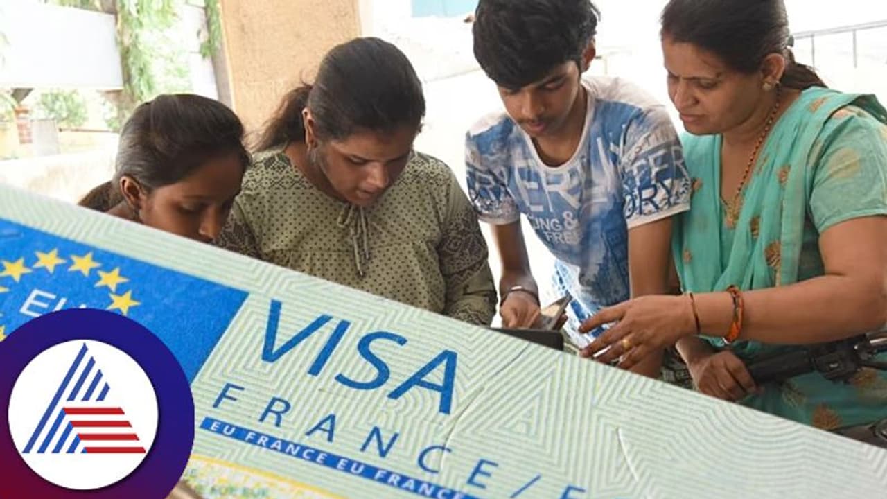 ചില്ലറക്കാരല്ല ഇന്ത്യൻ വിദ്യാർഥികൾ, പഠിക്കാനിഷ്ടം ഈ വിദേശ രാജ്യങ്ങൾ, ചെലവഴിക്കുന്നത് കോടികൾ! റിപ്പോർട്ട് ചില്ലറക്കാരല്ല ഇന്ത്യൻ വിദ്യാർഥികൾ, പഠിക്കാനിഷ്ടം ഈ വിദേശ രാജ്യങ്ങൾ, ചെലവഴിക്കുന്നത് കോടികൾ! റിപ്പോർട്ട്