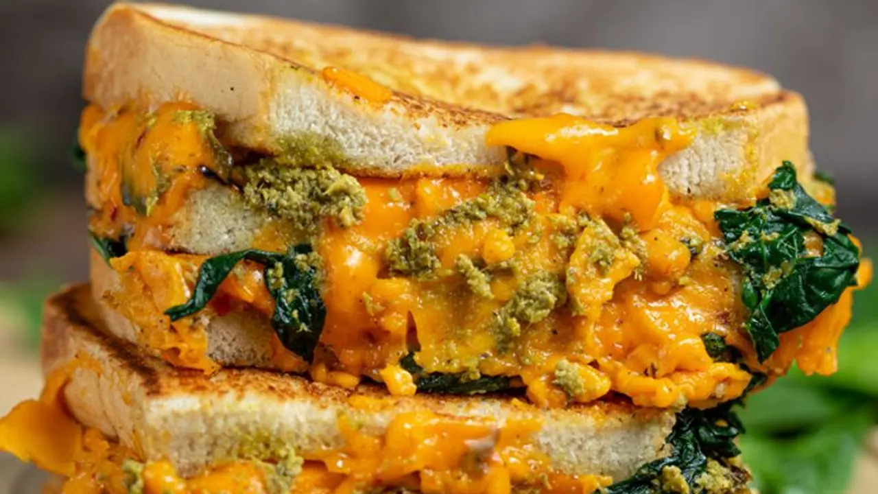 Craving delicious, healthy Corn spinach sandwich? Check out this detailed recipe Craving delicious, healthy Corn spinach sandwich? Check out this detailed recipe