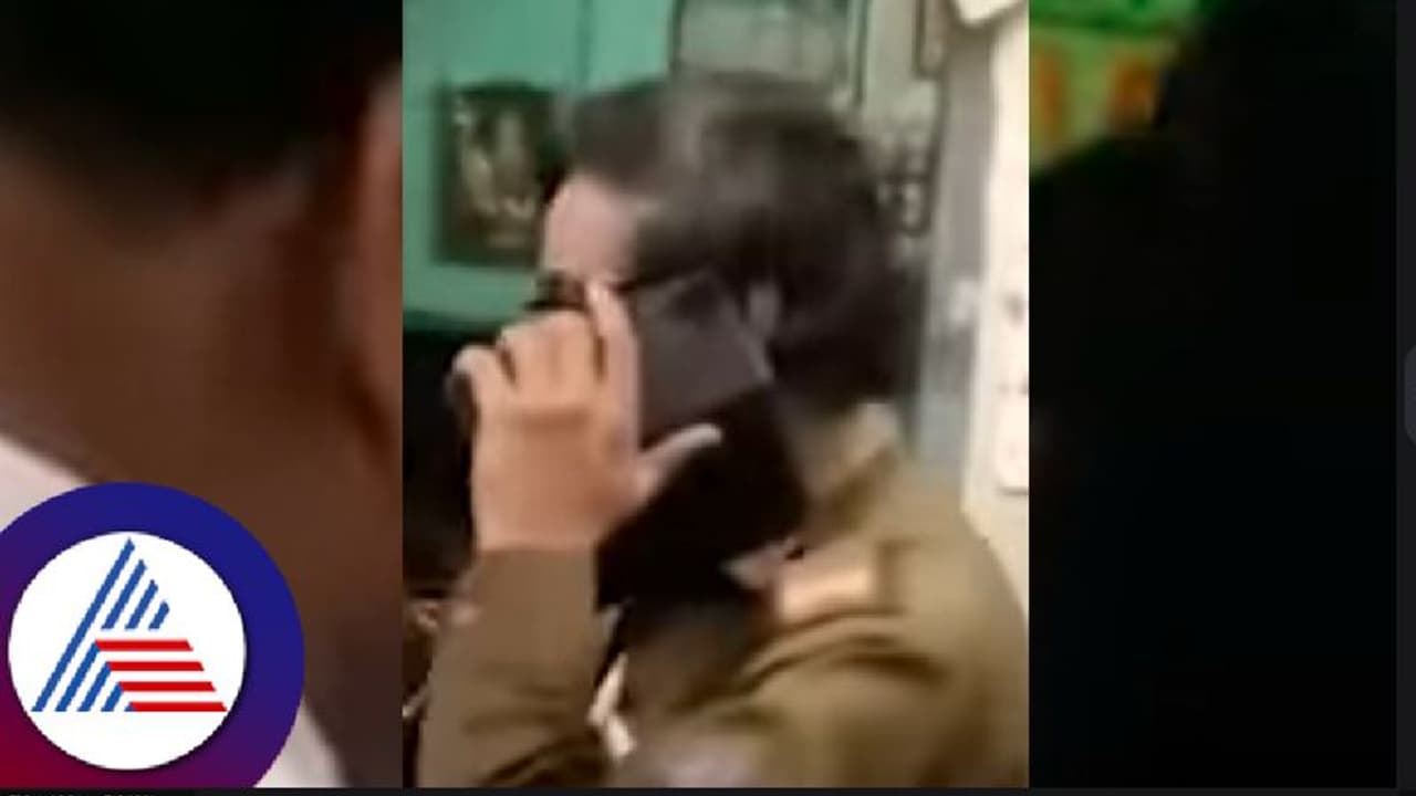 ಮುಸ್ಲಿಂ ಮಹಿಳೆಗೆ ಪಾಕಿಸ್ತಾನಕ್ಕೆ ಹೋಗು ಎಂದ ಬಸ್ ಕಂಡಕ್ಟರ್ ಮುಂದೇನಾಯಿತು ನೋಡಿ! ಮುಸ್ಲಿಂ ಮಹಿಳೆಗೆ ಪಾಕಿಸ್ತಾನಕ್ಕೆ ಹೋಗು ಎಂದ ಬಸ್ ಕಂಡಕ್ಟರ್ ಮುಂದೇನಾಯಿತು ನೋಡಿ!