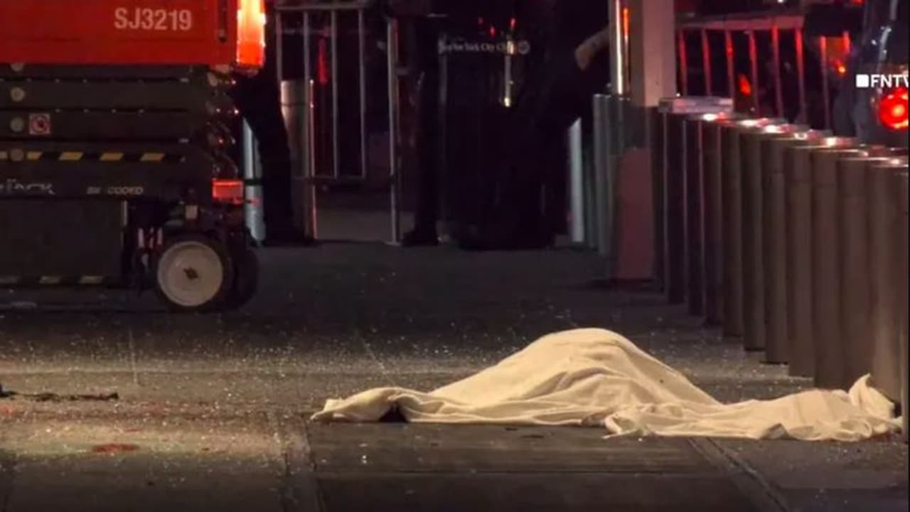 ಗಗನಚುಂಬಿ ನ್ಯೂಯಾರ್ಕ್‌ ಕಟ್ಟಡದಿಂದ ಜಿಗಿದ ಯುವಕ: ನೆಲಕ್ಕೆ ಬೀಳುವ ಮೊದಲೇ ದೇಹ ಛಿದ್ರ