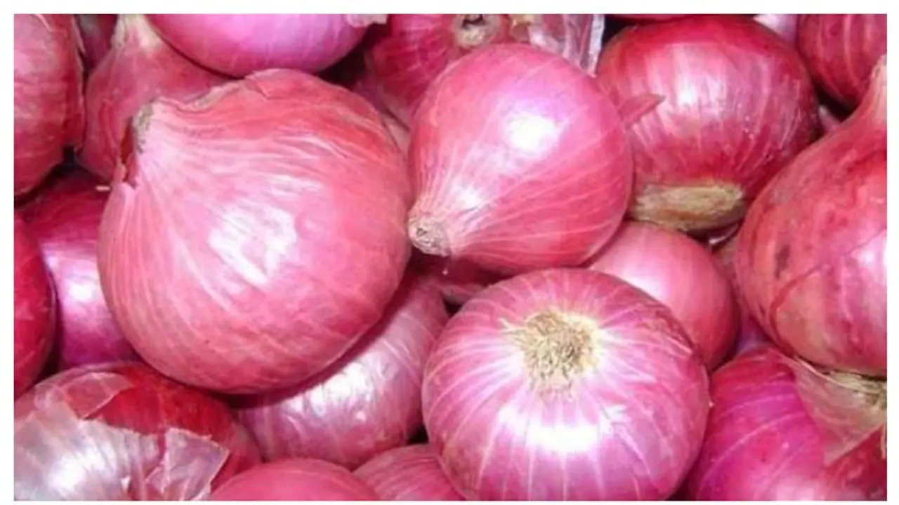 ಟೊಮೆಟೋ ಆಯ್ತು ಇದೀಗ ಈರುಳ್ಳಿ ಸರದಿ: ಬೆಲೆ ಏರಿಕೆ ಕಡಿವಾಣಕ್ಕೆ ಕೇಂದ್ರದ ಮಾಸ್ಟರ್‌ ಪ್ಲಾನ್‌..!