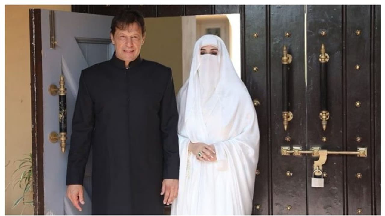 ಶೈಕ್ಷಣಿಕ ಕ್ಷೇತ್ರದಲ್ಲಿ ಭ್ರಷ್ಟಾಚಾರ: ಇಮ್ರಾನ್ ಖಾನ್‌ಗೆ 14 ವರ್ಷ, ಮೂರನೇ ಪತ್ನಿಗೆ 7 ವರ್ಷ ಜೈಲು