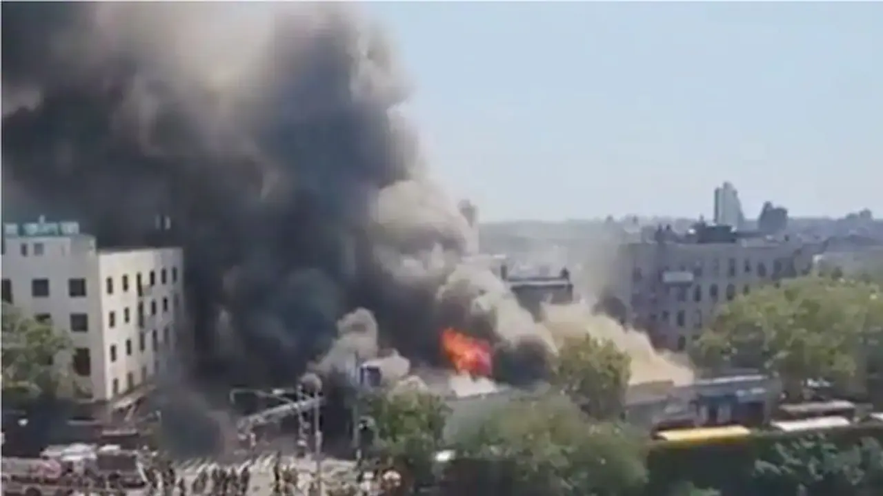 WATCH: Dramatic videos capture massive fires blazing through New York City; 3 children rescued WATCH: Dramatic videos capture massive fires blazing through New York City; 3 children rescued