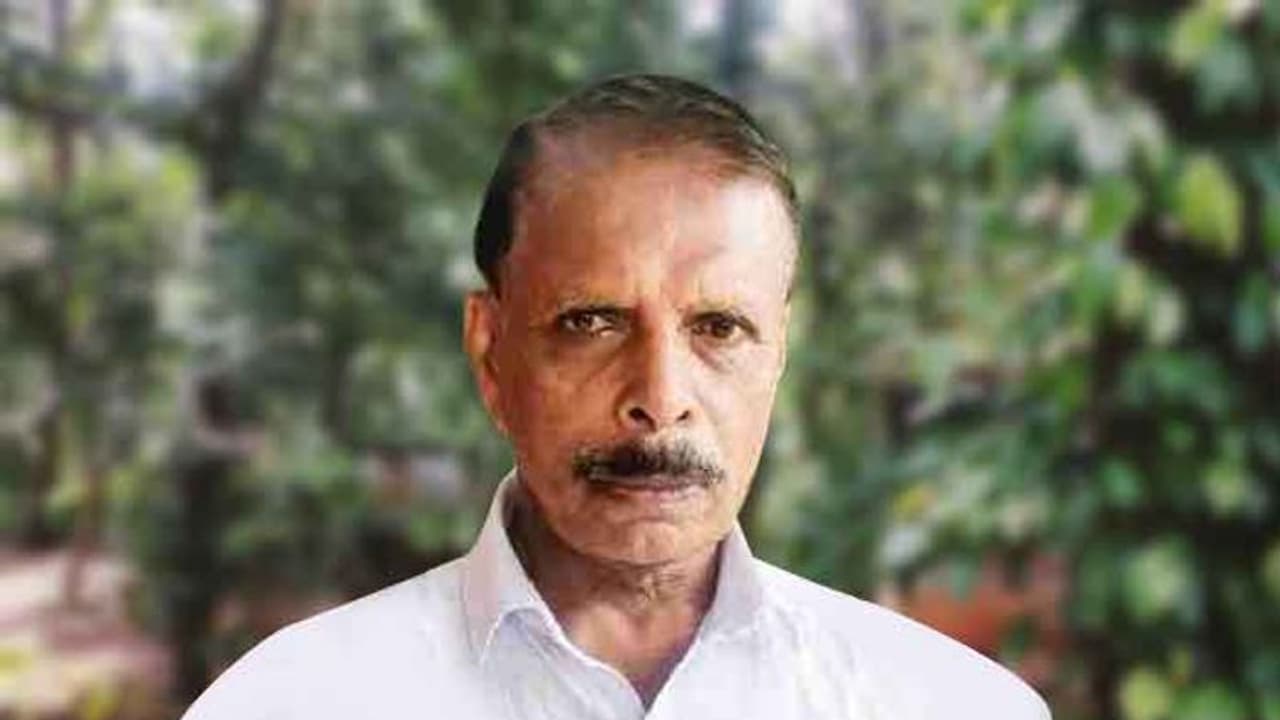 കൂലിപ്പണിയെടുത്ത് വാങ്ങിയ 29 സെന്‍റ് ഭൂമി വീടില്ലാത്ത 8 കുടുംബങ്ങൾക്ക് വിട്ടുകൊടുത്ത് മലപ്പുറംകാരൻ