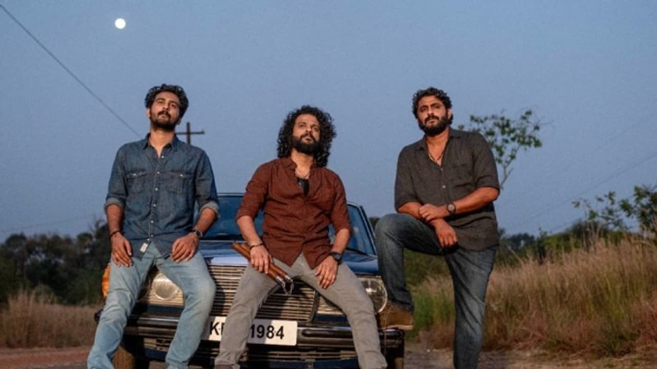 'ആര്‍ഡിഎക്സ്' ഒടിടി അവകാശം നെറ്റ്ഫ്ലിക്സിന്; സ്വന്തമാക്കിയത് വന്‍ തുകയ്ക്ക്