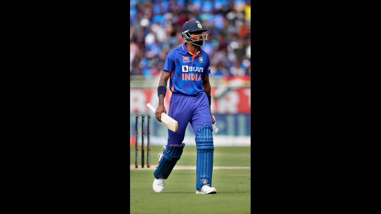 മെനക്കേടാണ്, പന്തെറിയേണ്ടിവരും! ഹാര്‍ദിക്കിനെകൊണ്ട് സാധിക്കുമോയെന്ന് കണ്ടറിയണമെന്ന് മുന്‍ താരം