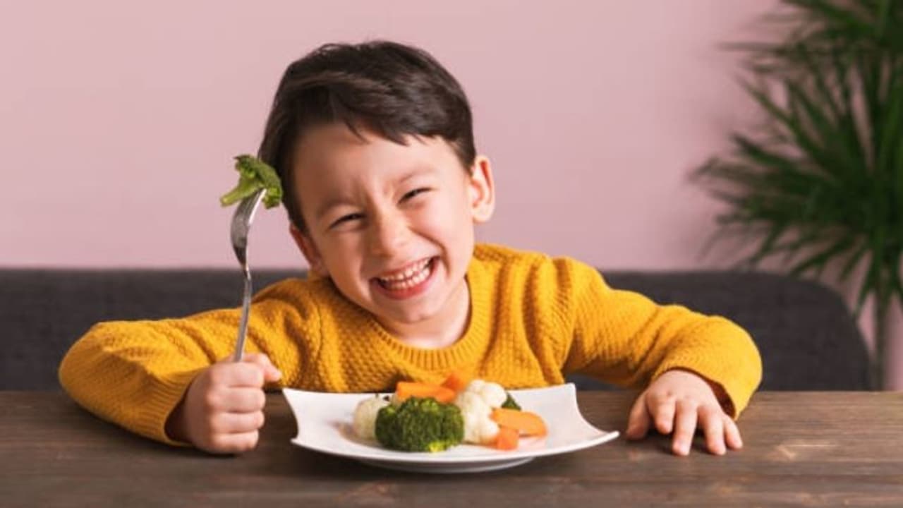 കുട്ടികളില്‍ പോഷകങ്ങള്‍ ഉറപ്പിക്കാൻ മാതാപിതാക്കള്‍ക്ക് ചെയ്യാവുന്ന കാര്യങ്ങള്‍...