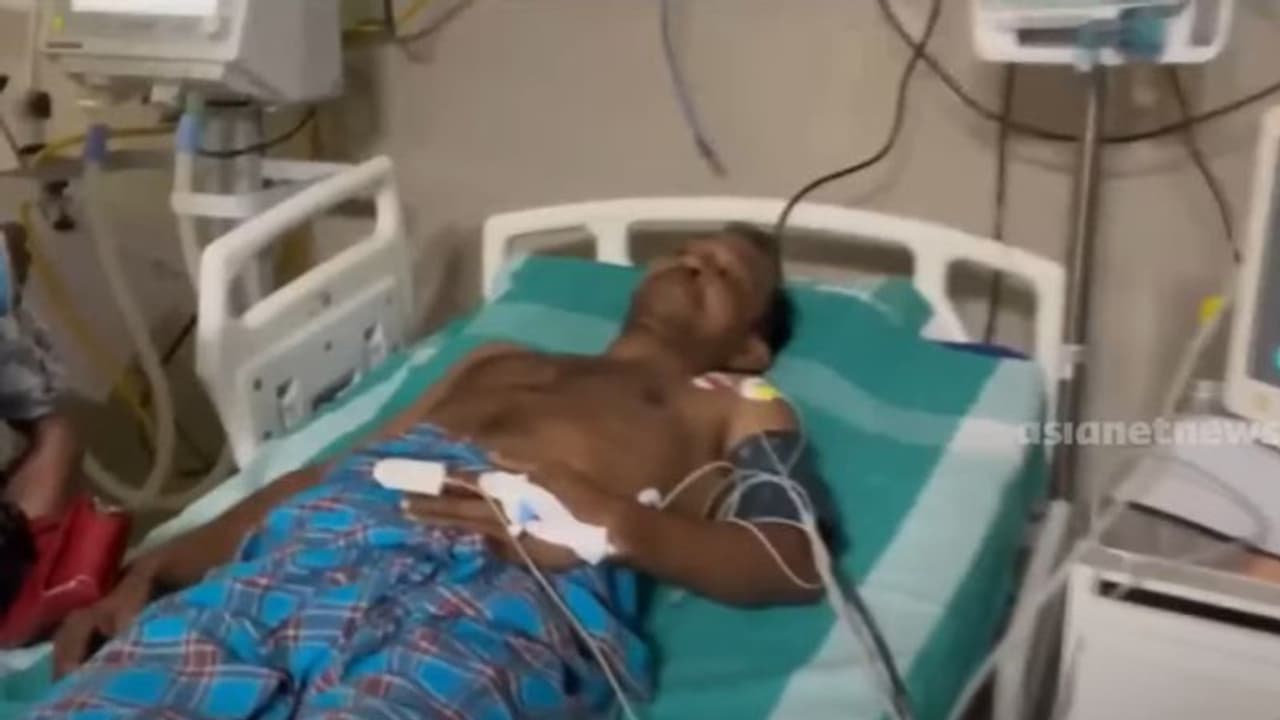 സ്റ്റേഷനിലേക്ക് വിളിപ്പിച്ച ഹൃദ്രോഗിയെ പൊലീസ് മര്ദ്ദിച്ചെന്ന് ആരോപണം; 'കുഴഞ്ഞുവീണിട്ടും തിരിഞ്ഞുനോക്കിയില്ല' സ്റ്റേഷനിലേക്ക് വിളിപ്പിച്ച ഹൃദ്രോഗിയെ പൊലീസ് മര്ദ്ദിച്ചെന്ന് ആരോപണം; 'കുഴഞ്ഞുവീണിട്ടും തിരിഞ്ഞുനോക്കിയില്ല'