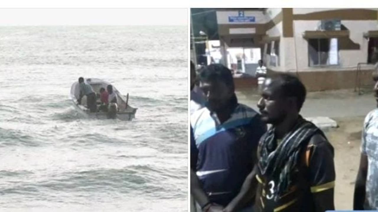 தமிழக மீனவர்கள் மீது கடற்கொள்ளையர்கள் கொடூர தாக்குதல்.! பல லட்சம் மதிப்புள்ள பொருட்கள் கொள்ளை நடந்தது என்ன.? தமிழக மீனவர்கள் மீது கடற்கொள்ளையர்கள் கொடூர தாக்குதல்.! பல லட்சம் மதிப்புள்ள பொருட்கள் கொள்ளை நடந்தது என்ன.?