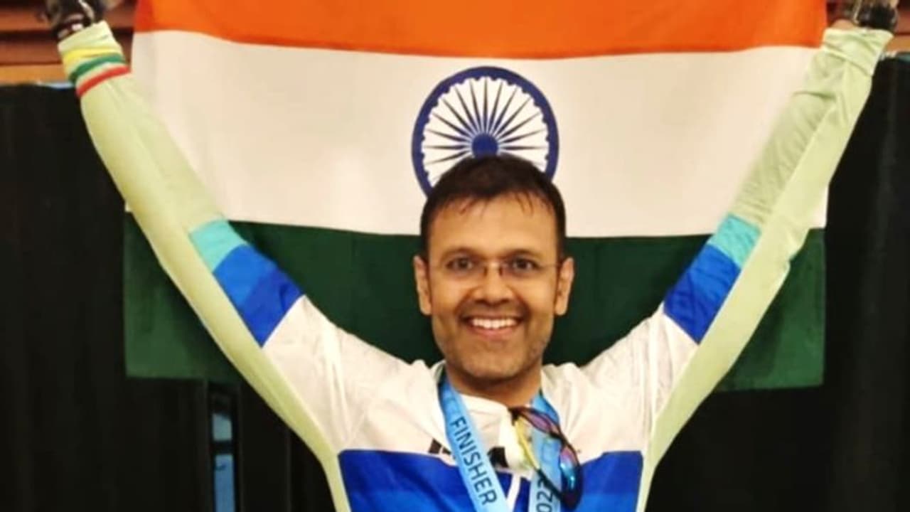 അന്താരാഷ്ട്ര അയൺമാൻ ട്രയാത്തലോൺ ചാമ്പ്യൻപ്പ്; യൂറോപ്പിൽ ഇന്ത്യൻ പതാക പാറിച്ച് മലയാളി ഡോക്ടർ, മെഡൽ നേട്ടം