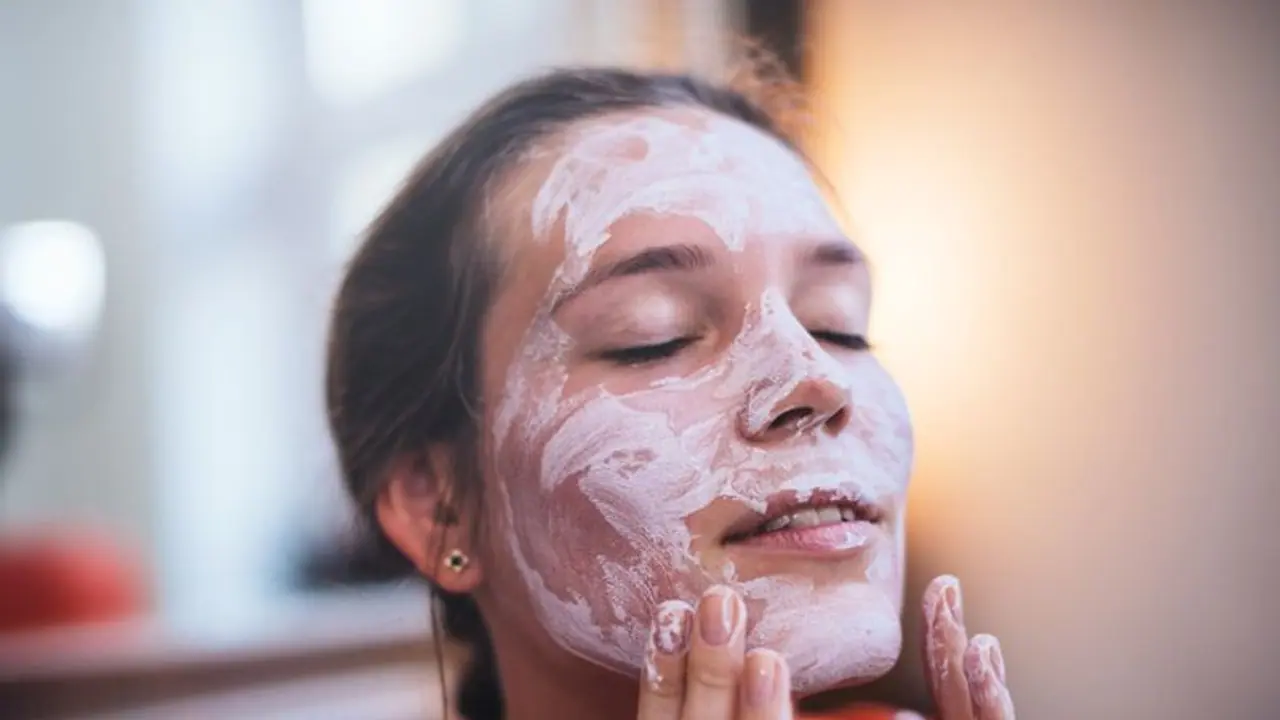DIY face mask for oily skin: Here's your A-Z guide to make one